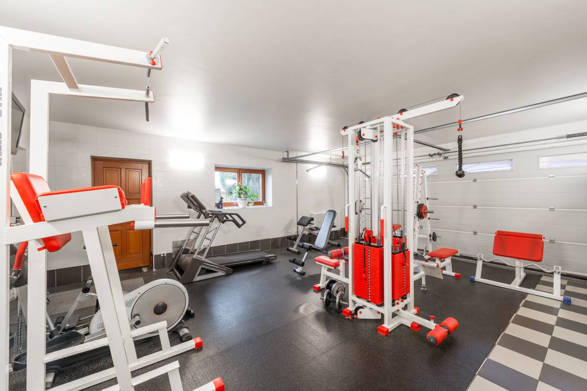 How to Create a Home Gym and Stay Motivated to Exercise