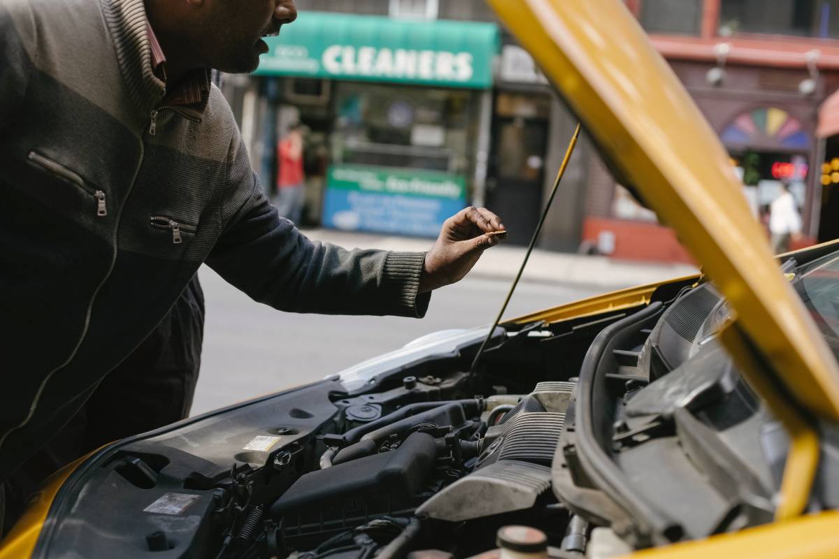 The Benefits of Car Maintenance and How to Keep Your Car Running Smoothly